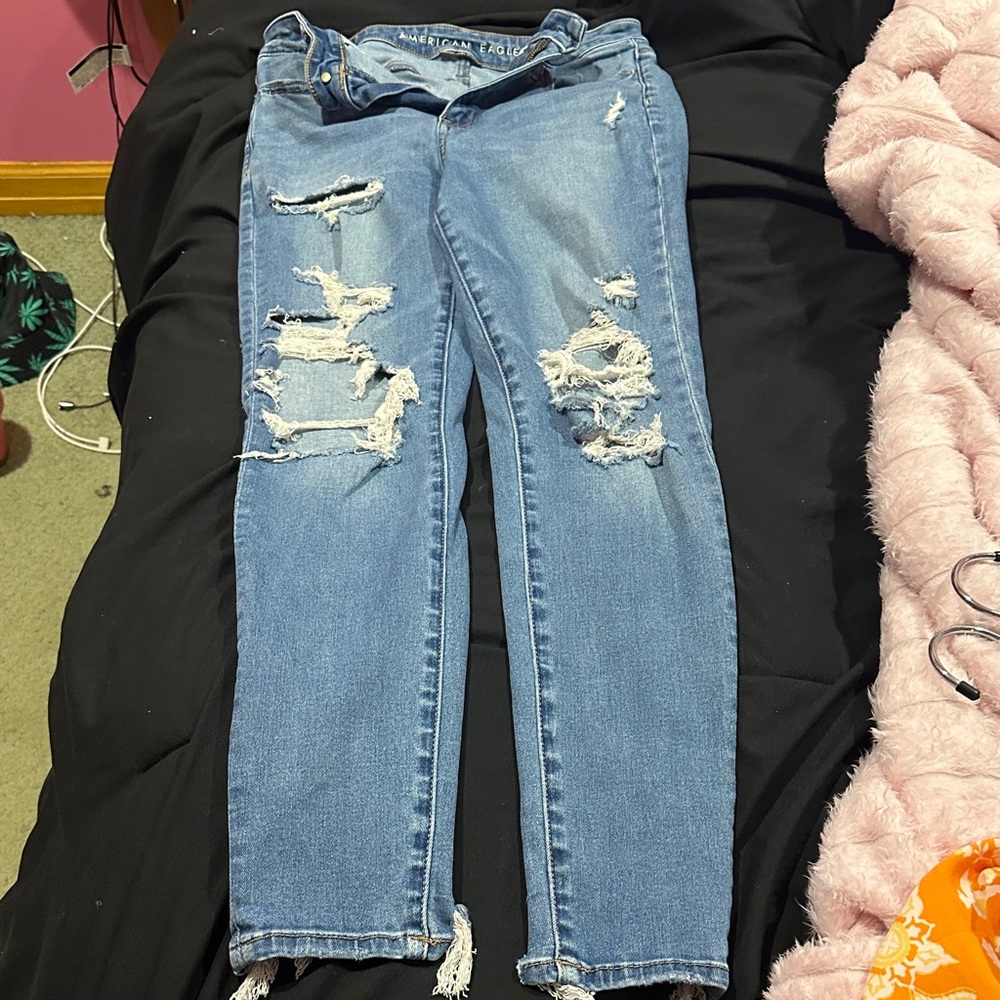 American Eagle Outfitters Light Blue Distressed Skinny Jeans